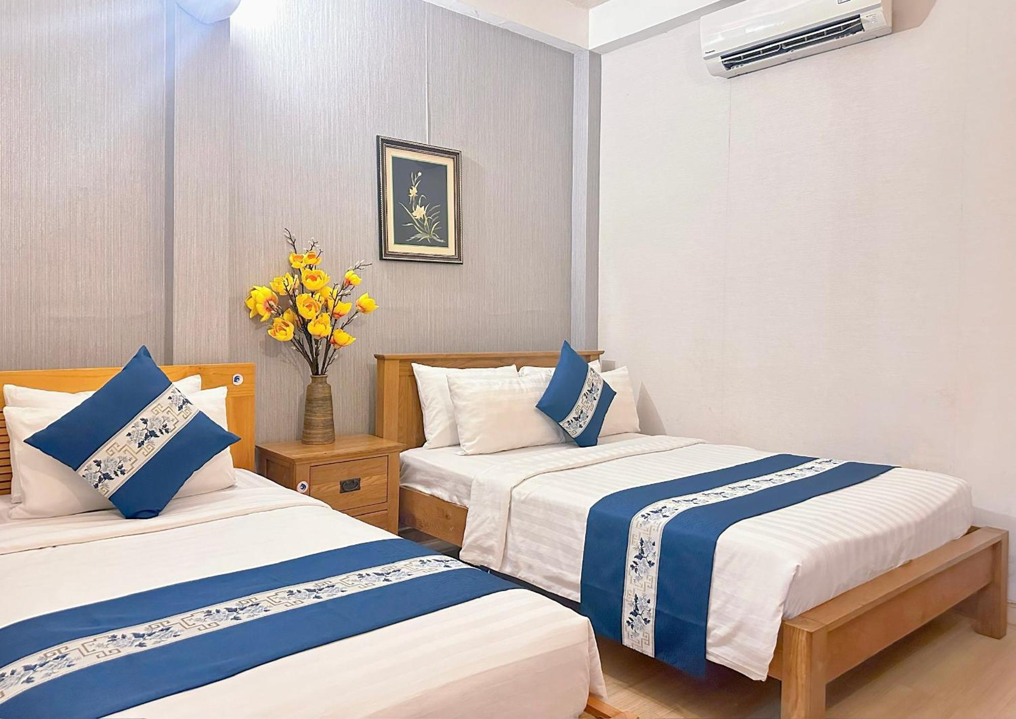 Luan Vu Hotel - Bui Vien Walking Street Ho Chi Minh City Exterior photo